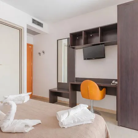 Appartamenti A Posiziano After Renovation 3*